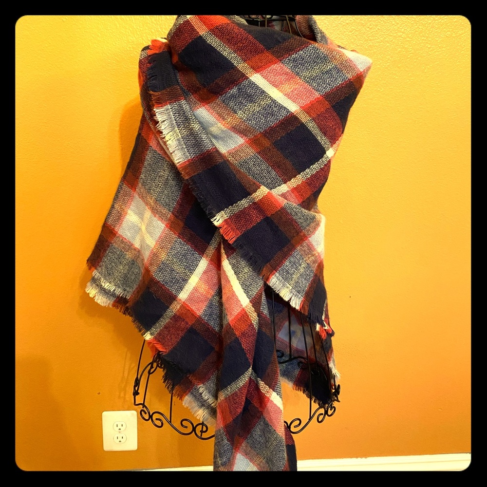Large Soft Fuzzy Plaid Wrap/Thick Scarf